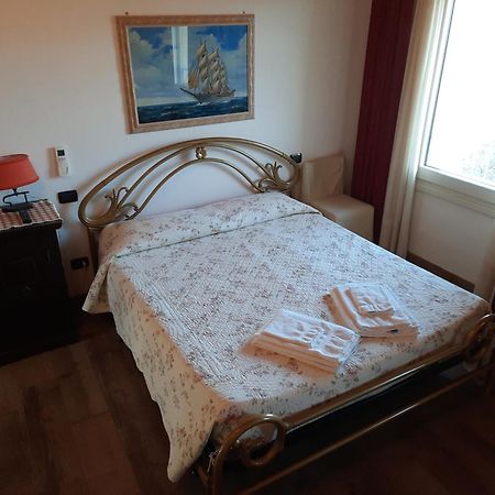 B&B Casa Santa Lucia Manerba del Garda Dış mekan fotoğraf