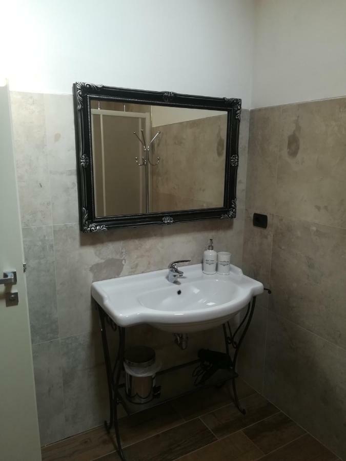 B&B Casa Santa Lucia Manerba del Garda Dış mekan fotoğraf